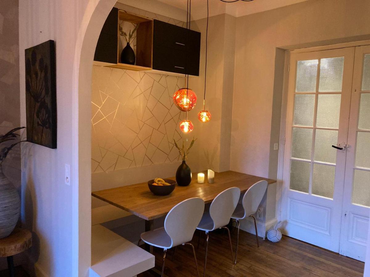 Elegant Historic Le Mont Joly - 3 Bed 2bath View 80m2 Apartment
